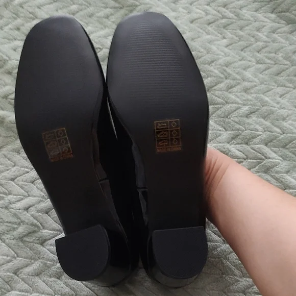 OFFER PLS! Journee Collection Black Heels - Picture 5 of 12